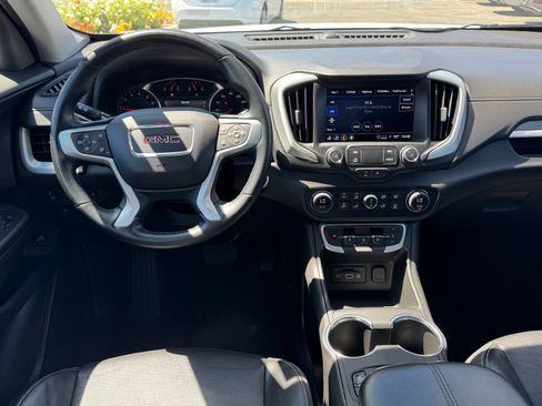 Used 2024 GMC Terrain SLT FWD image 15