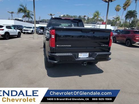 Certified 2025 Chevrolet Silverado 1500 Custom RWD image 7