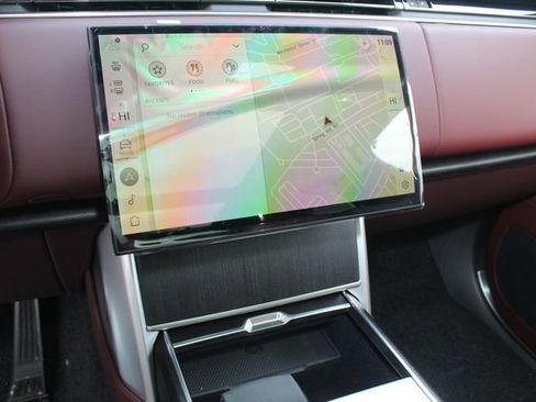 New 2026 Land Rover Range Rover SE image 16