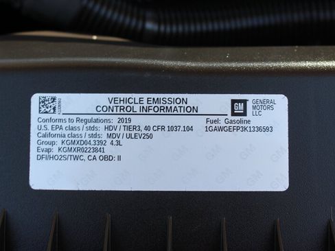 Used 2019 Chevrolet Express 2500 LS w/ Driver Convenience Package RWD image 36