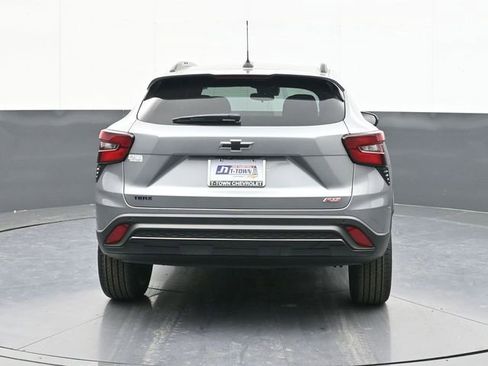 New 2026 Chevrolet Trax RS w/ Driver Confidence Package image 11