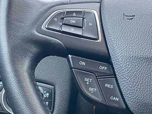 Used 2019 Ford Escape SEL image 8