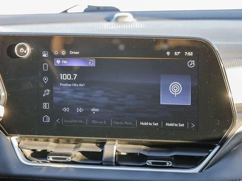 Used 2025 Chevrolet Equinox LT image 15