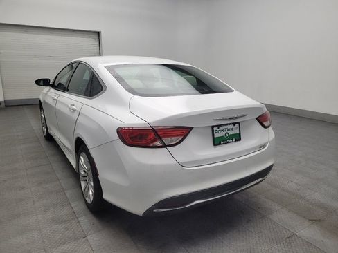 Used 2016 Chrysler 200 Limited image 5