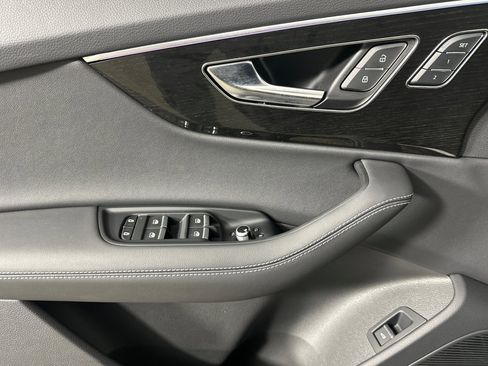 Used 2025 Audi Q7 3.0T Premium Plus w/ Premium Plus Package image 10