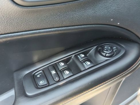 Used 2019 Jeep Compass Latitude image 14