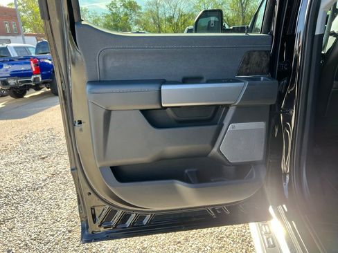 Used 2024 Ford F350 Lariat w/ FX4 Off-Road Package image 14