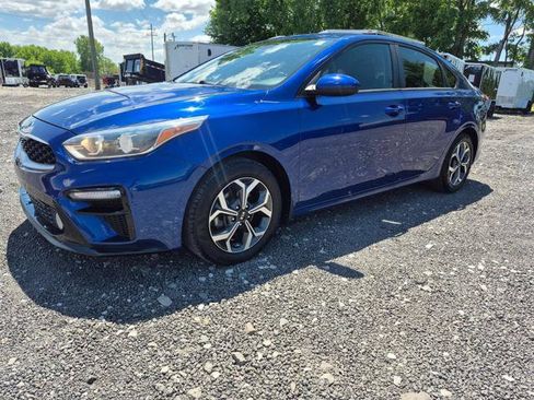 Used 2019 Kia Forte LXS FWD image 3