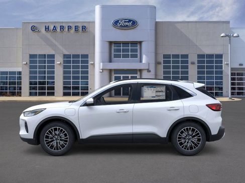 New 2025 Ford Escape SE image 3