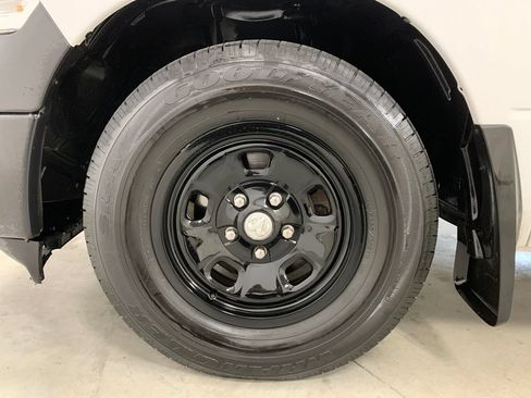 Used 2016 RAM 1500 Tradesman w/ Popular Equipment Group RWD image 2