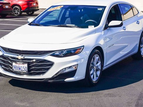 Used 2024 Chevrolet Malibu LT image 3