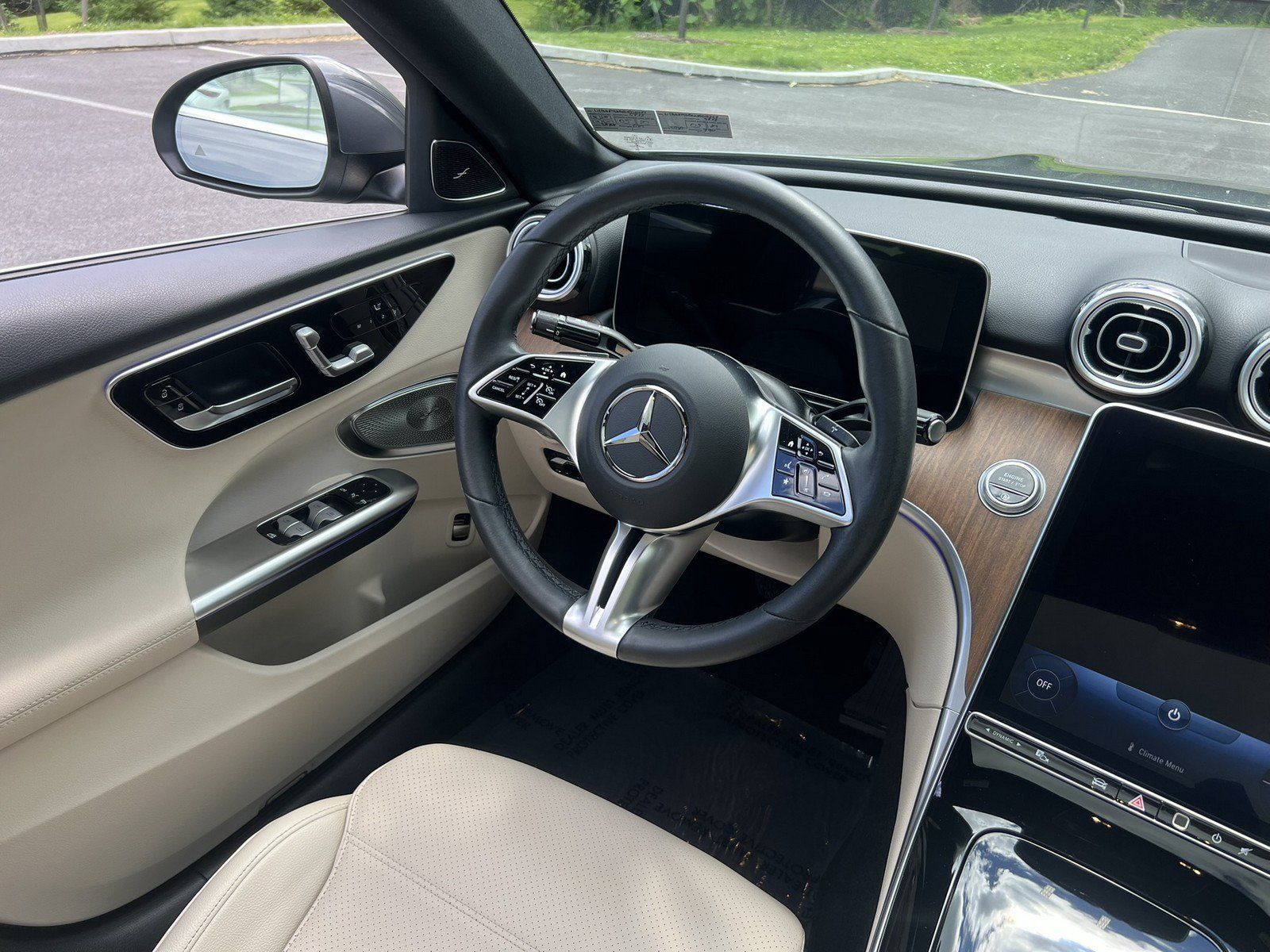 Used 2022 Mercedes-Benz C 300 4MATIC Sedan image 13