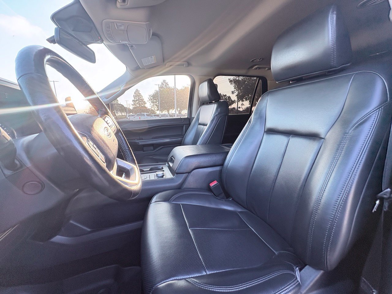 Used 2023 Ford Expedition Max XLT AWD/4WD image 6