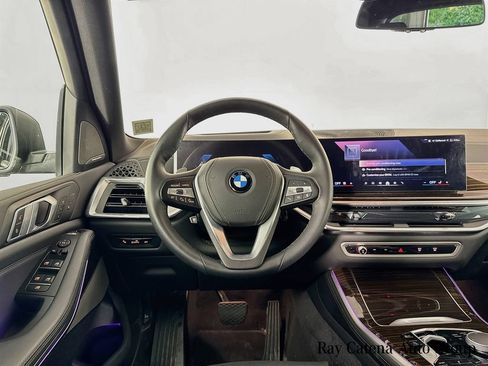Used 2026 BMW X5 xDrive40i w/ Climate Comfort Package AWD/4WD image 24