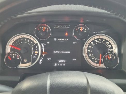 Used 2019 RAM 1500 Classic SLT w/ Luxury Group image 8