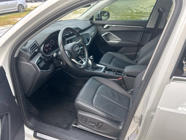 Used 2020 Audi Q3 2.0T Premium Plus AWD/4WD image 5
