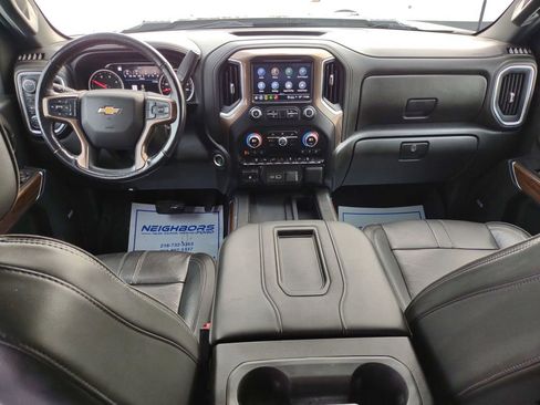 Used 2022 Chevrolet Silverado 3500 High Country image 12
