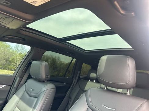 Used 2023 Cadillac XT6 Luxury FWD image 18