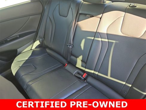Certified 2023 Hyundai Elantra Limited w/ Preferred Accessory Package image 14
