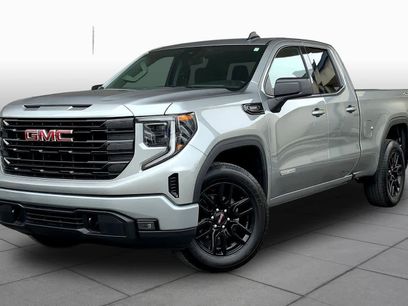 Used 2025 GMC Sierra 1500 Elevation