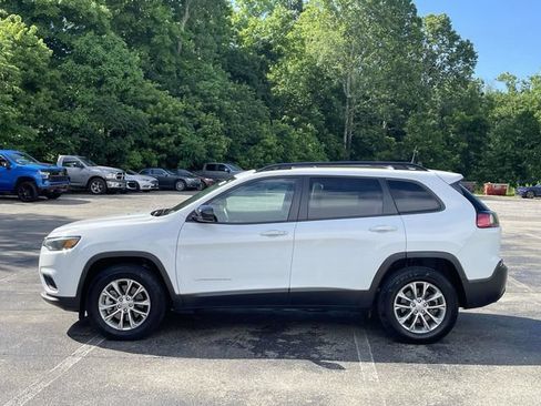 Used 2022 Jeep Cherokee Latitude Lux w/ Sun & Sound Group AWD/4WD image 6