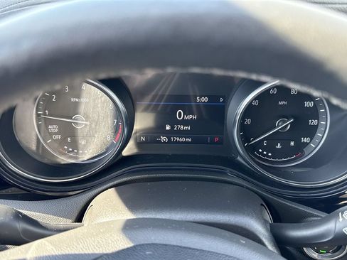 Certified 2023 Buick Encore GX Essence FWD image 15