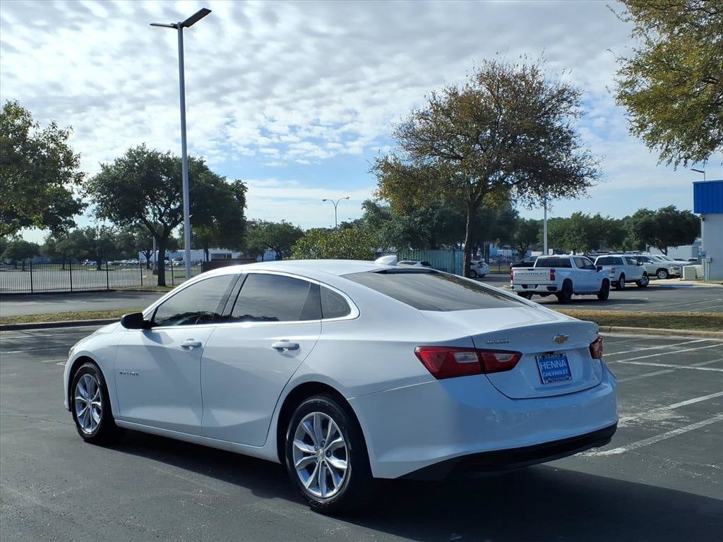Used 2025 Chevrolet Malibu LT FWD image 7