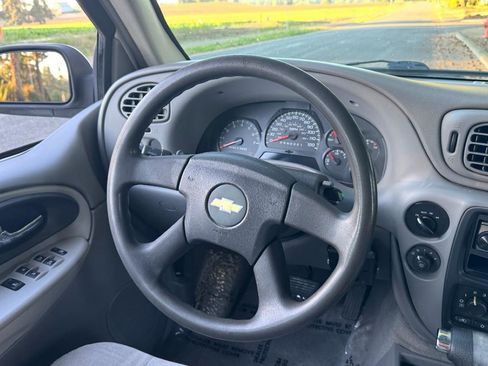 Used 2006 Chevrolet TrailBlazer LS w/ LS Preferred Equipment Group image 21