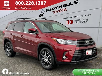 Certified 2017 Toyota Highlander SE