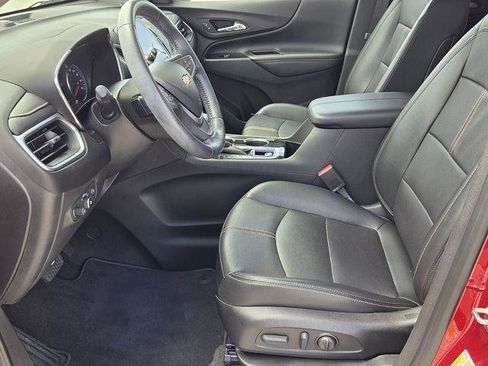 Used 2022 Chevrolet Equinox Premier FWD image 9