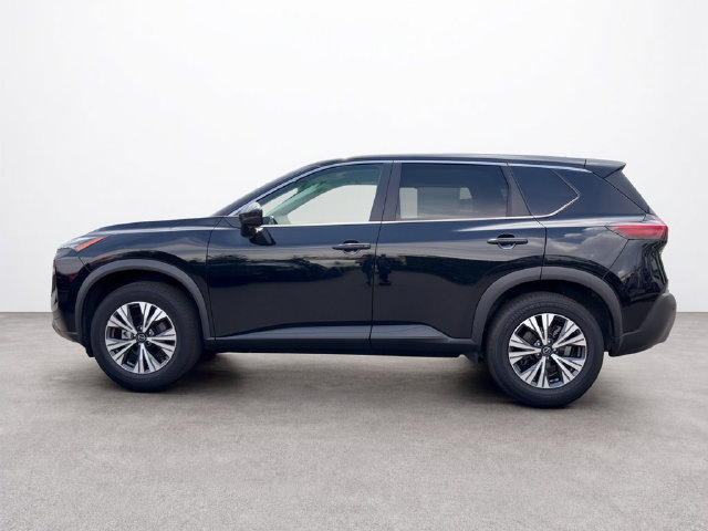 Used 2022 Nissan Rogue SV FWD image 2