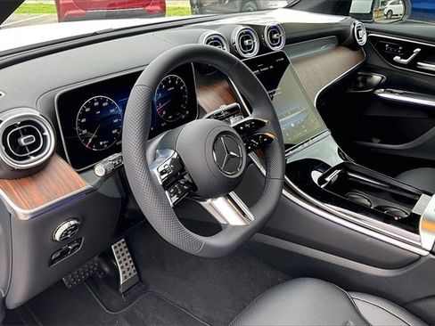 New 2026 Mercedes-Benz GLC 300 image 5