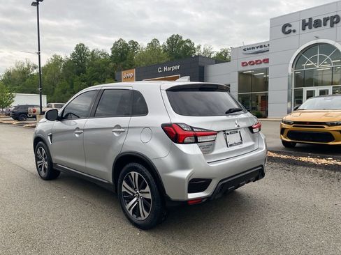 Used 2020 Mitsubishi Outlander Sport SE AWD/4WD image 4