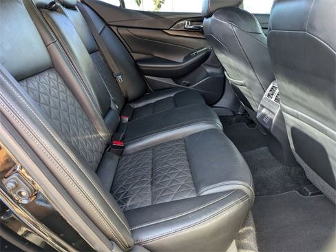Used 2018 Nissan Maxima Platinum image 28
