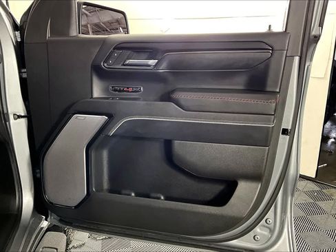 Certified 2025 GMC Sierra 1500 AT4X image 21