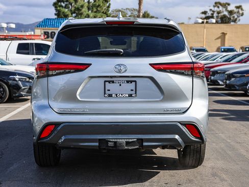 Used 2022 Toyota Highlander Limited image 30