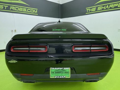 Used 2022 Dodge Challenger R/T w/ Blacktop Package image 8