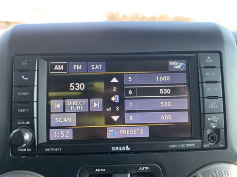 Used 2017 Jeep Wrangler Unlimited Sport image 23