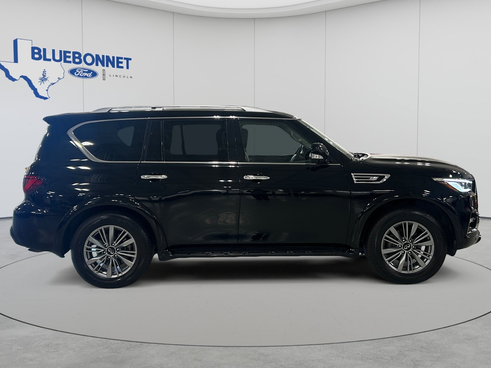 Used 2022 INFINITI QX80 Luxe AWD/4WD image 4