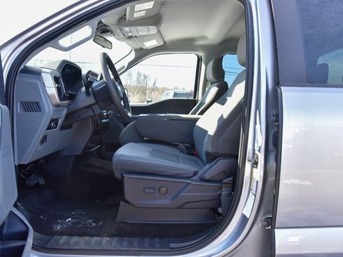 Used 2022 Ford F150 XLT w/ Trailer Tow Package image 14