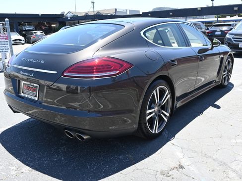 Used 2011 Porsche Panamera S RWD image 13
