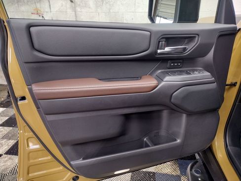 Used 2025 Toyota Land Cruiser image 20