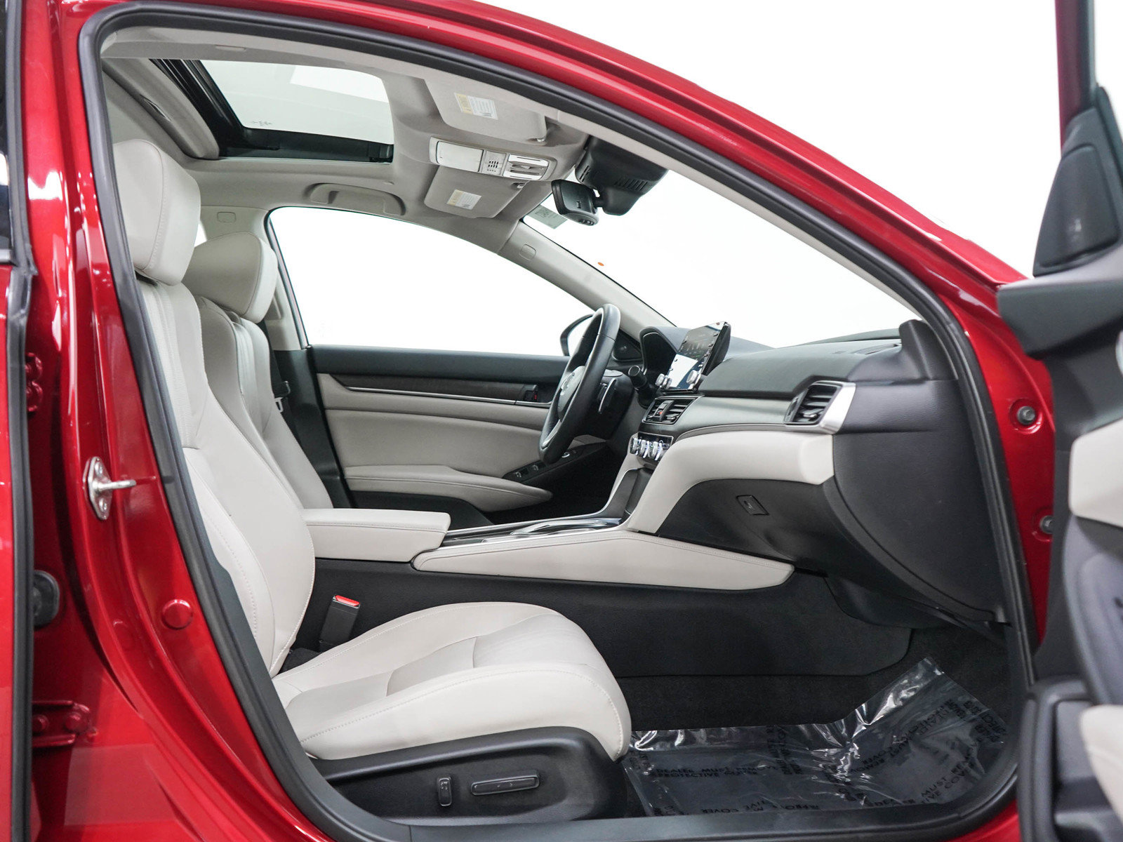 Used 2018 Honda Accord EX-L image 11
