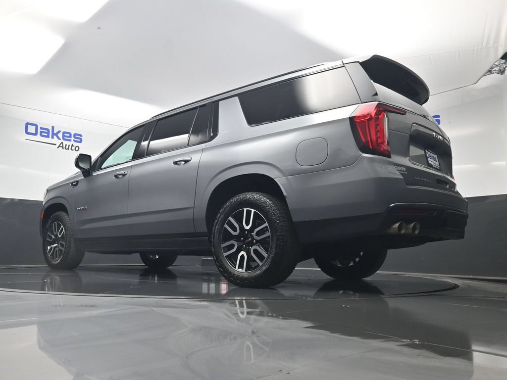 Used 2023 GMC Yukon XL AT4 w/ Technology Package AWD/4WD image 43