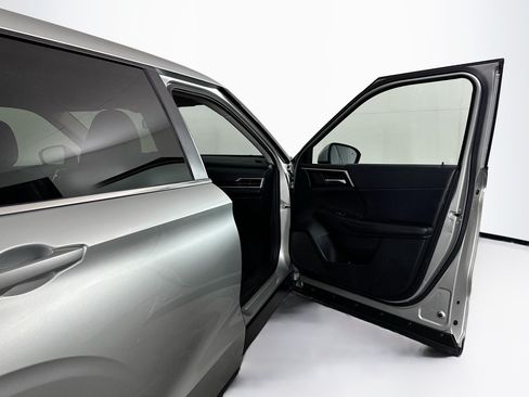 Used 2024 Mitsubishi Outlander SE AWD/4WD image 33