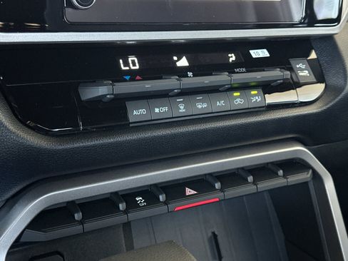 New 2026 Toyota Tundra SR5 AWD/4WD image 21