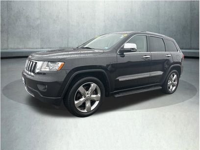 Used 2011 Jeep Grand Cherokee Limited w/ Trailer Tow Group IV