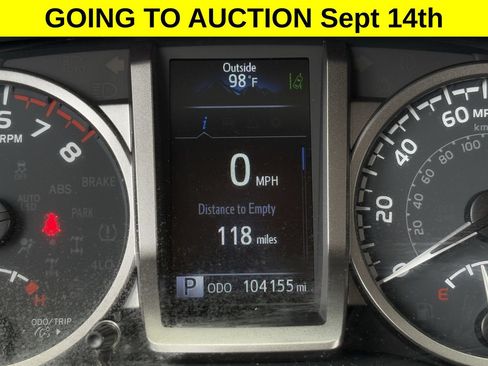 Used 2022 Toyota Tacoma SR5 RWD image 13