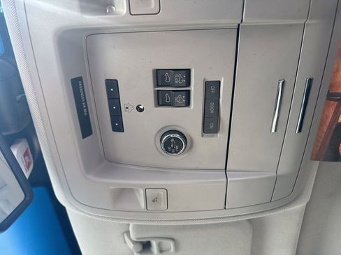 Used 2019 GMC Yukon XL Denali image 20