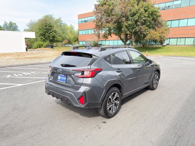 Used 2024 Subaru Crosstrek 2.0i Premium AWD/4WD image 6